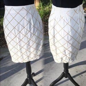 Beautiful gold/cream vintage Cache skirt Sz 8